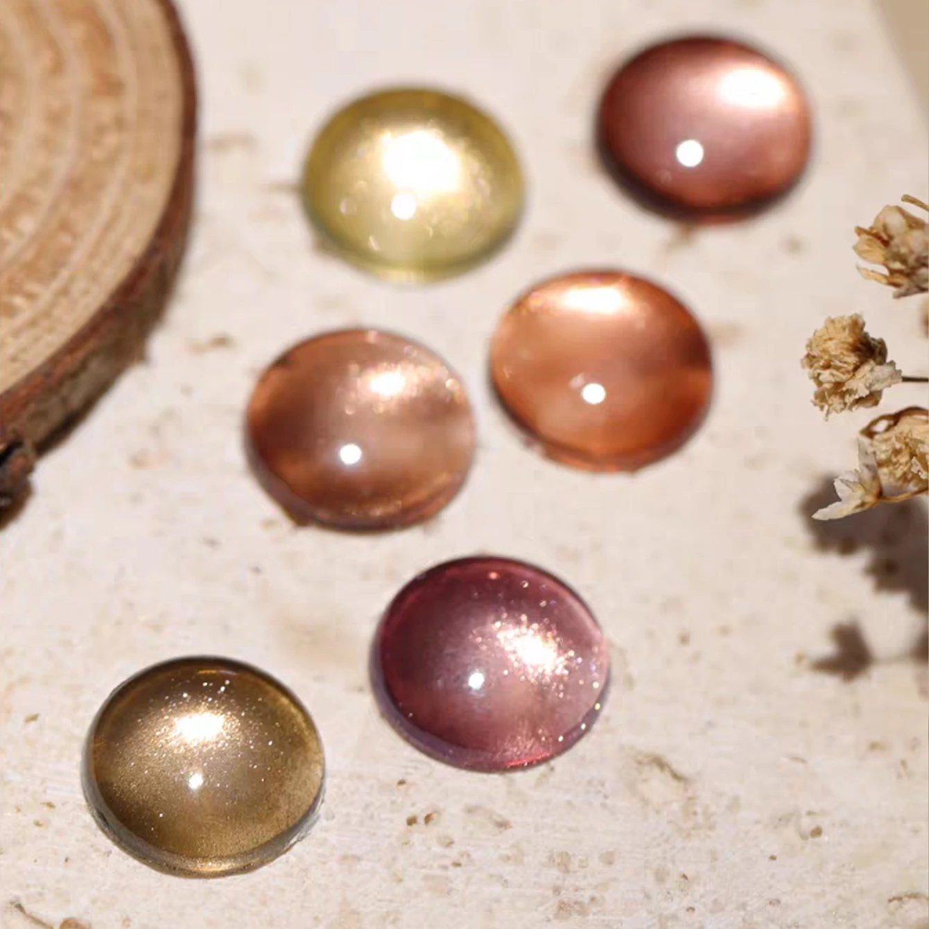 ยาทาเล็บเจล Cat Eye สไตล์ Yadan ขนาด 12 มล. จำนวน 1-6 ชิ้น สีน้ำตาลประกายแก้ว ประดับลูกปัด  ขายดีประจำฤดูใบไม้ร่วงปี 2025 เข้าได้กับทุกสี  อุปกรณ์ทำเล็บ