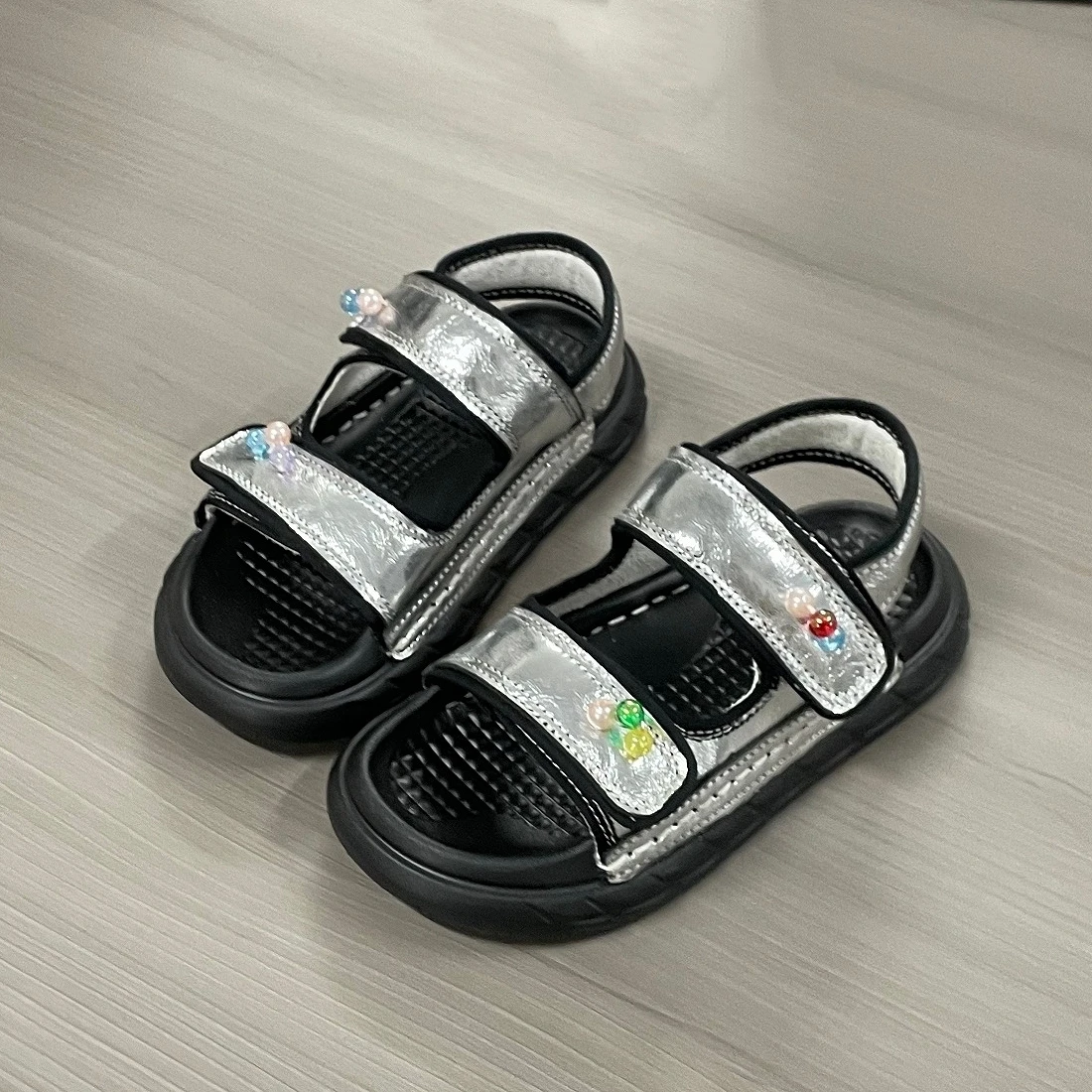 Jinyu Boy's Beach Shoes Sandals Breathable Genuine Leather Stitched Sides Durable Fashionable Simple Personality Unique