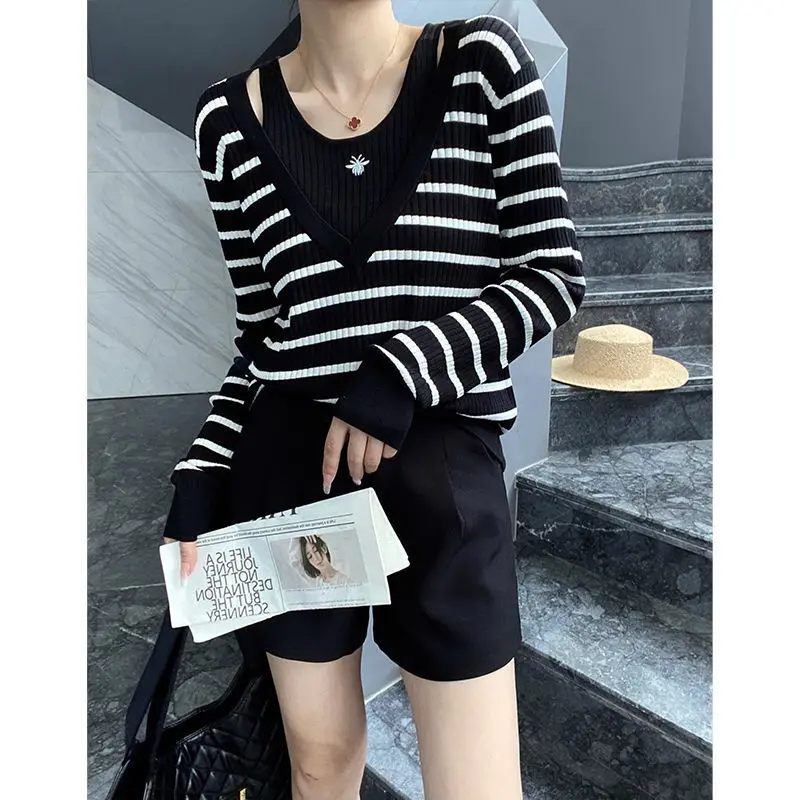 Autumn and Winter New Fashionable Fake Two Piece Long Sleeve Embroidered Off Shoulder Knitted Shirt Versatile Top for Women