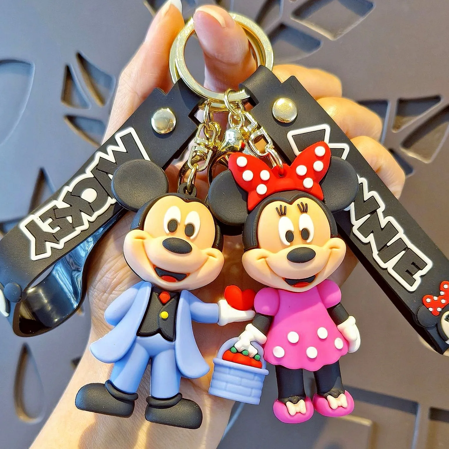 New Mickey Mouse Keychain Mickey Mouse Pendant Car Bag Decoration Couple Keychain, Small Gift