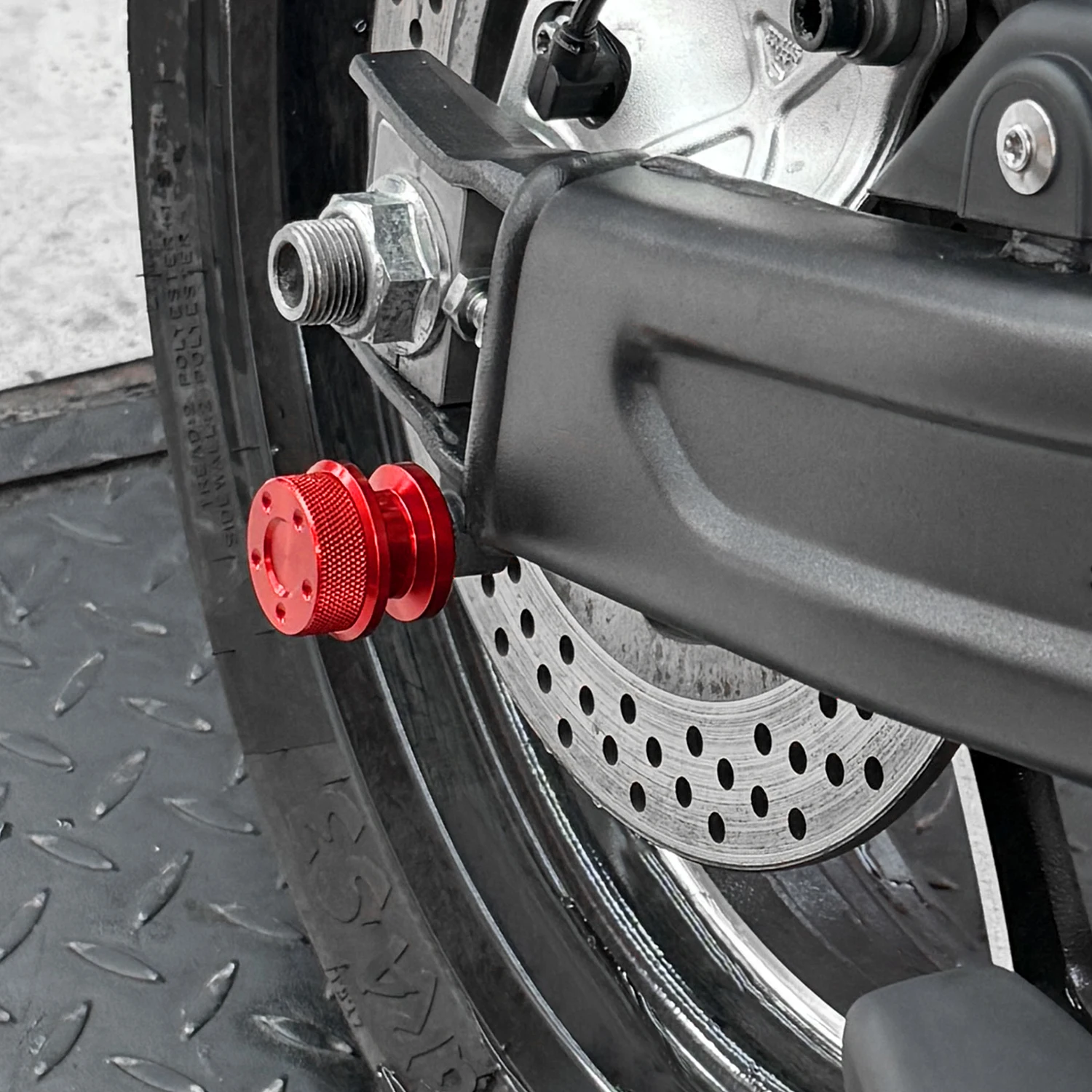 M6 Swingarm Spools Slider Stands Screw Bolts For YZF R1 R1M R1S R3 R6 R7 R15 V3 V4 Motorcycle Accessories r1 r1m r3 r6 r7 r15