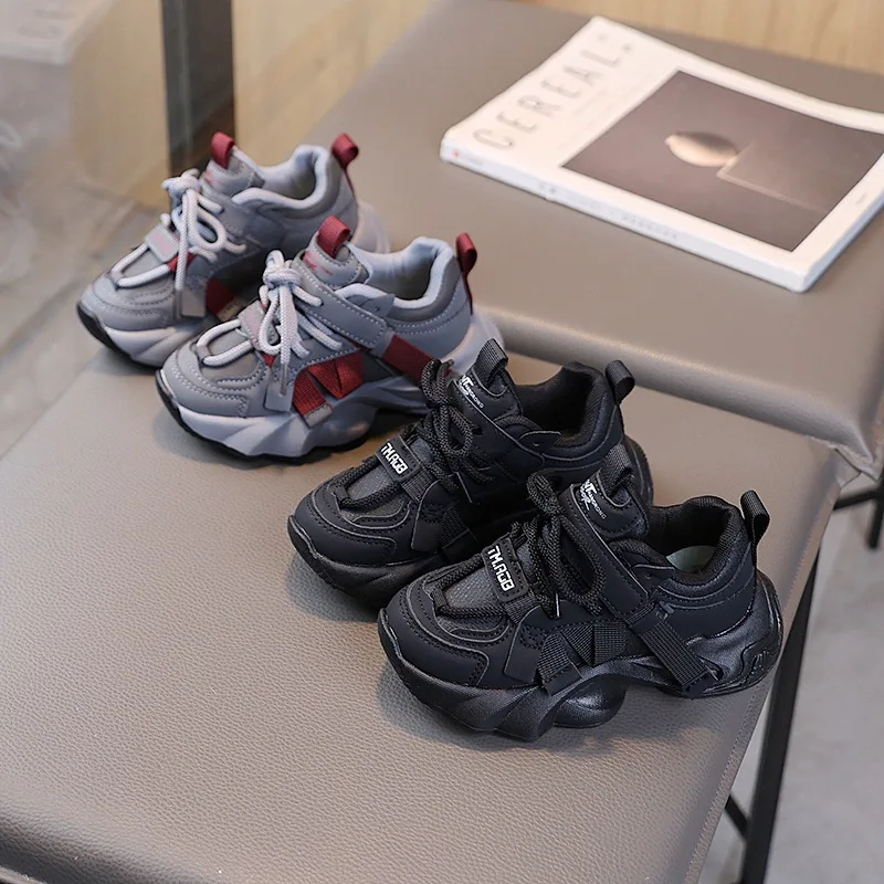 

Черная повседневная обувь для девочек, осень 2021, новая обувь для мальчиков, спортивная обувь на мягкой подошве, удобные детские кроссовки, размер 21-30