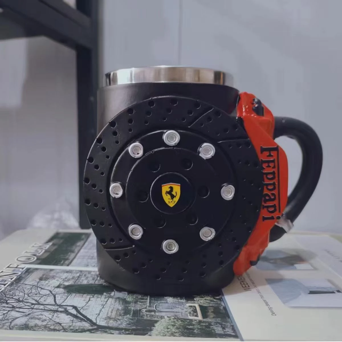 شعار السيارة لوحة الفرامل القدح الإبداعية فنجان القهوة هدية شخصية لفيراري F1 F8 F80 SF90 Stradale SF90Spider 296 GTB 296 GTS