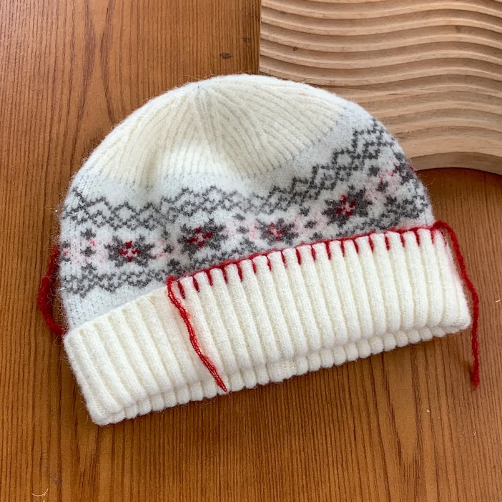 

Ethnic Style Woolen Knitted Pullover Hat Keep Warm Ear Protection Jacquard Woolen Hat Solid Color Polyester Beanies Cap Girls