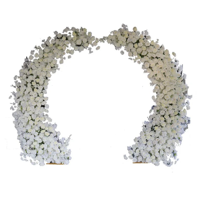 Wedding Route White Roses Horn Moon-shaped Flowers Outside the Door