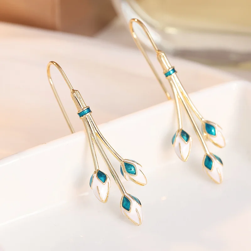 Forest Style Retro Magnolia Flower Bud Hanging Earrings Enamel Two Tone Women's Art Style Earrings Fashion Jewelry