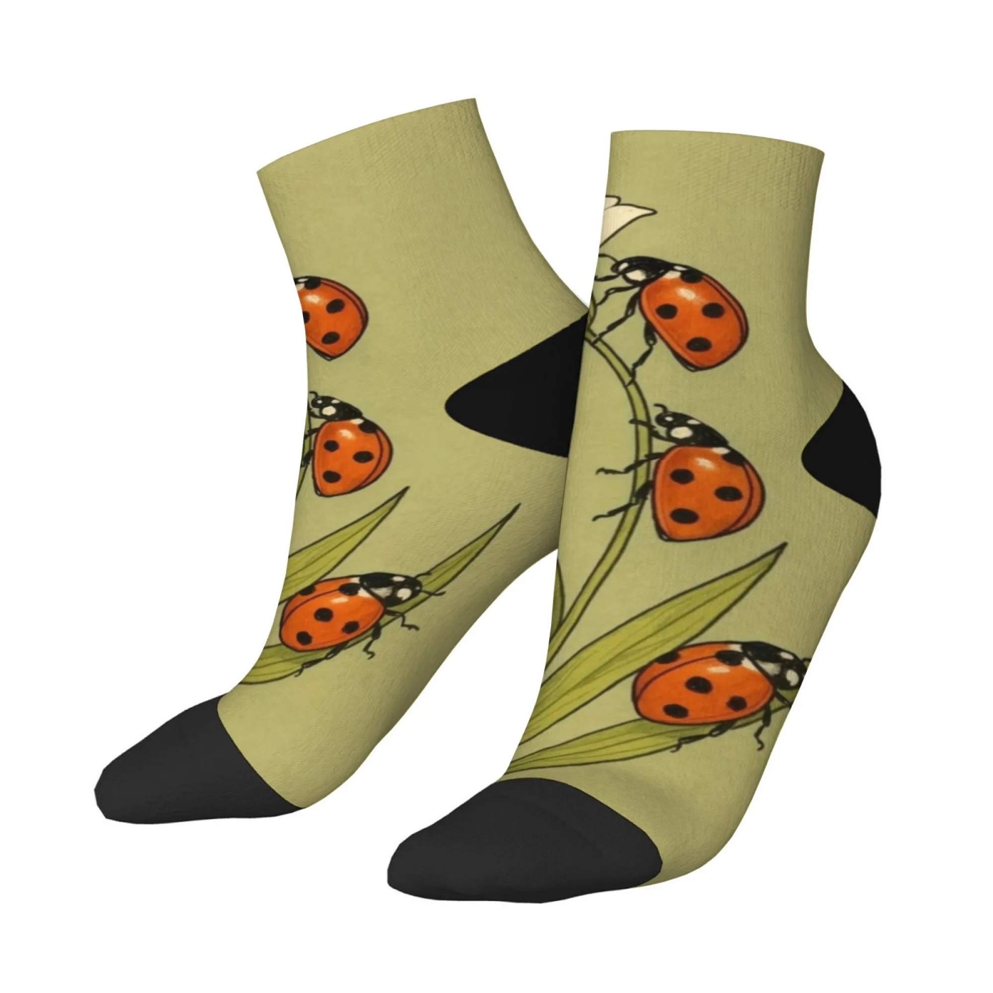 

Простые короткие носки с элементами божьей коровки, удобные повседневные носки из смеси полиэстера для женщин и мужчин, унисекс, мягкие, дышащие, легкие