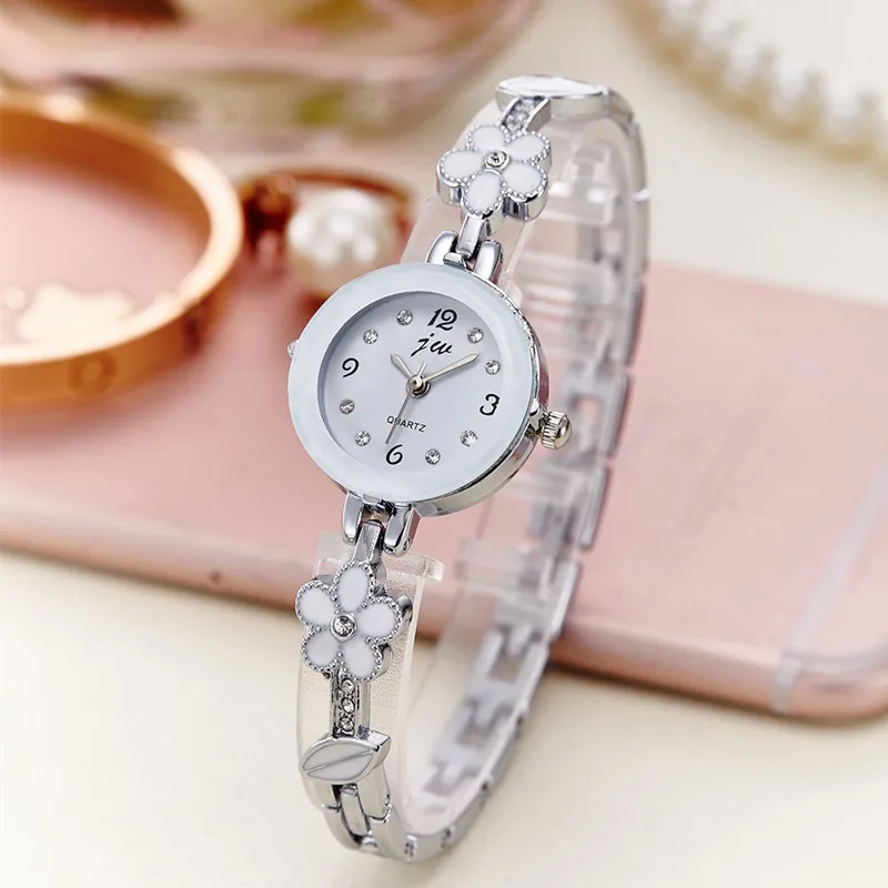 1pc Student Quartz Watch Fashionable Steel Bracelet Watch Women\'s Elegant Casual Watch Silver Gold