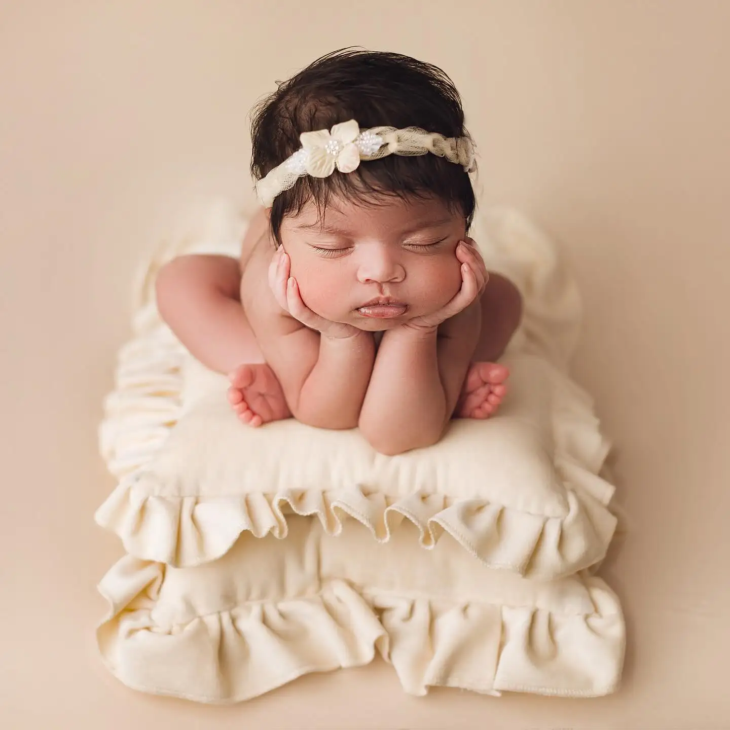 Alat Peraga Fotografi Bayi Baru Lahir Bantal Pose Bantal Properti Foto Bantal Renda Beludru Lembut untuk Bayi Perempuan Tikar Studio Pemotretan Terisi Beanbag