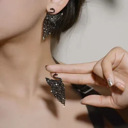 Exquisite Crystal Black Swan Vintage Stud Earrings High Quality Elegant 925 Needle Black White Swan Earrings Women Jewelry