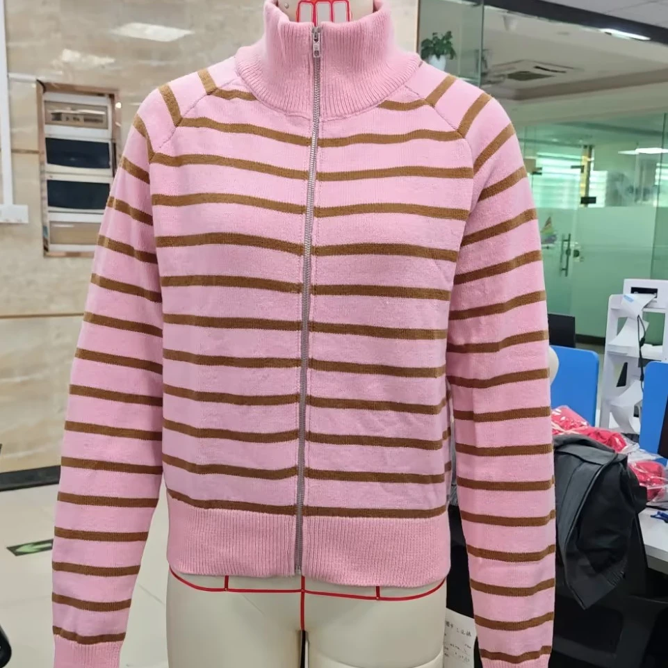 

Женский кардиган с высоким воротником на молнии, в полоску, с лоскутным узором, с длинными рукавами, модный повседневный вязаный свитер-жакет