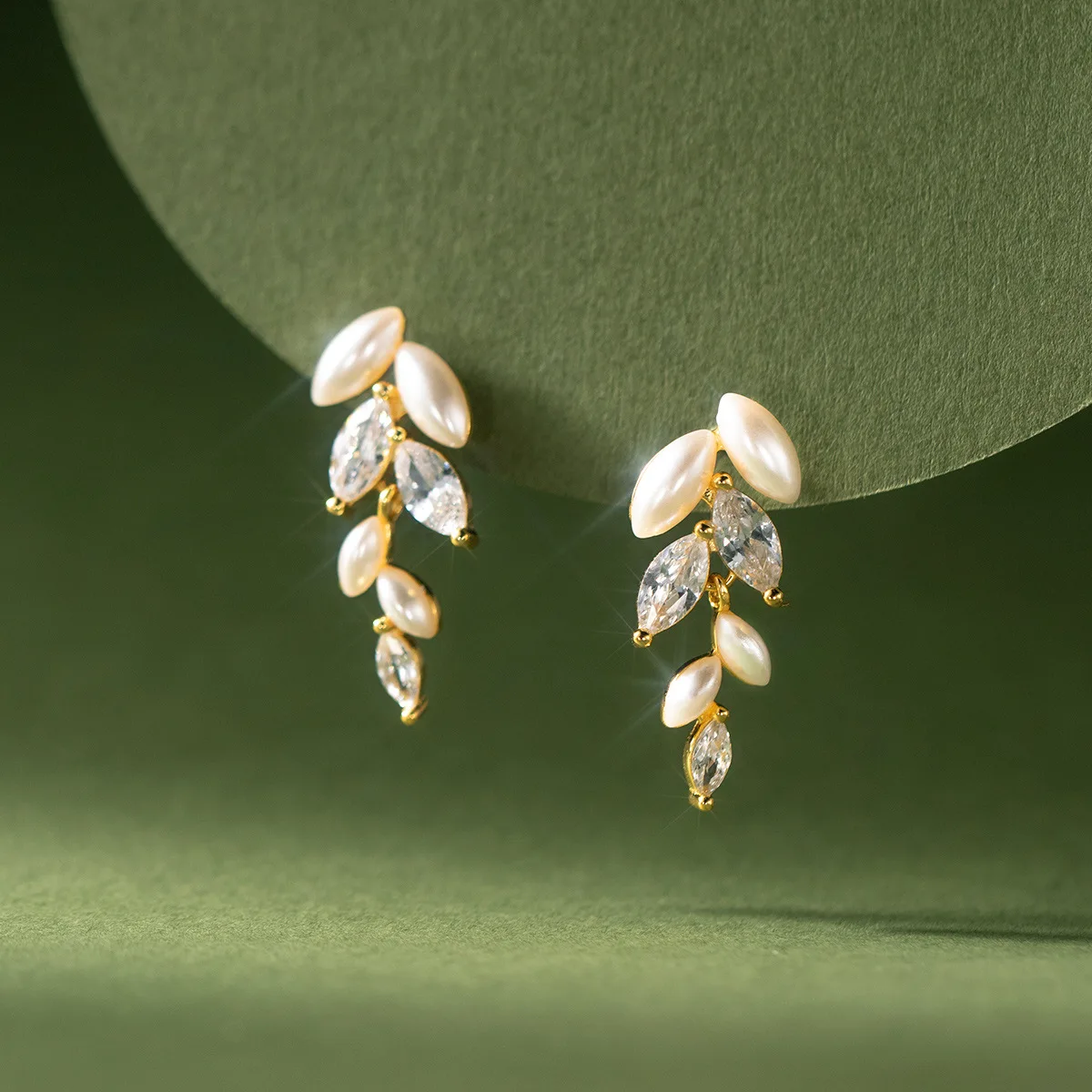 

Earrings Silver 925 Jewelry Leaf Elegant Versatile Women's Earrings Zircon Pendientes Mujer