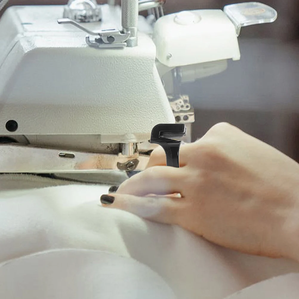 

20Pcs Portable Thread Ring Cutter Ergonomic Design for Fast and Safe Cutting in Sewing Quilting DIY Crafts Compact Sewing