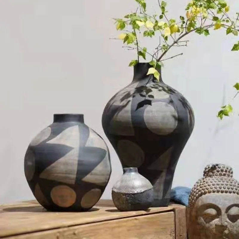 Wabi Sand Wind Minimalist Black and White Vase,  Department  Desktop Homestay Dried Flower Ornament