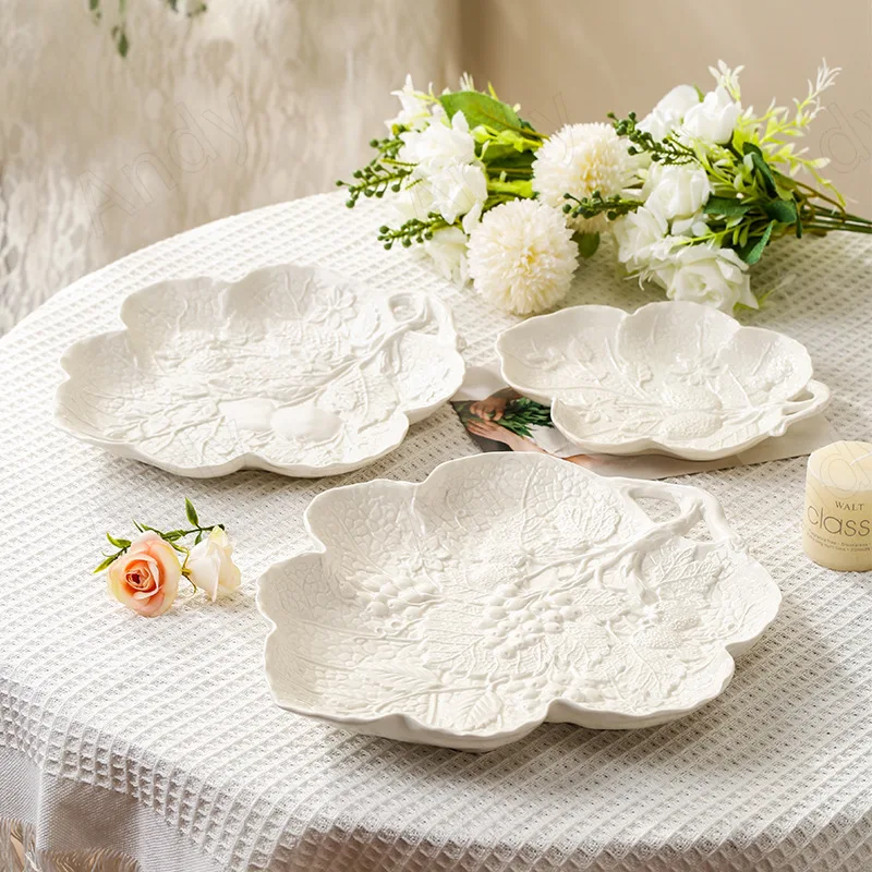 European Ceramic Dinner Plate Modern Flower Relief Desktop Fruit Salad Plates Wedding Dessert Cake Organizer Home Decoration