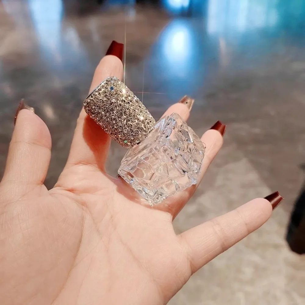 10ML Rhinestone Bottle Creative Exquisite Refillable Spray Bottle Flash Portable Rhinestone Oil Diffuser Bottle Home Decor