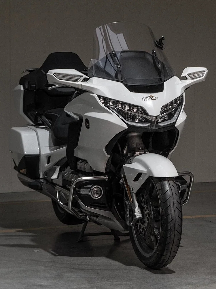 FOR GL1800 Gold Wing Split Crash Bar Full-Coverage Engine Anti-Fall Bumper Stainless Steel Non-Destructive Modification Parts