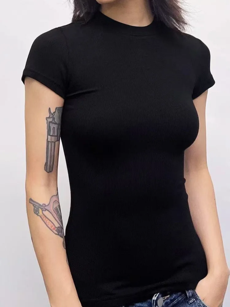 Solid Simple T-Shirts for Women: The Ultimate Guide to Finding Your Perfect Basic Tee