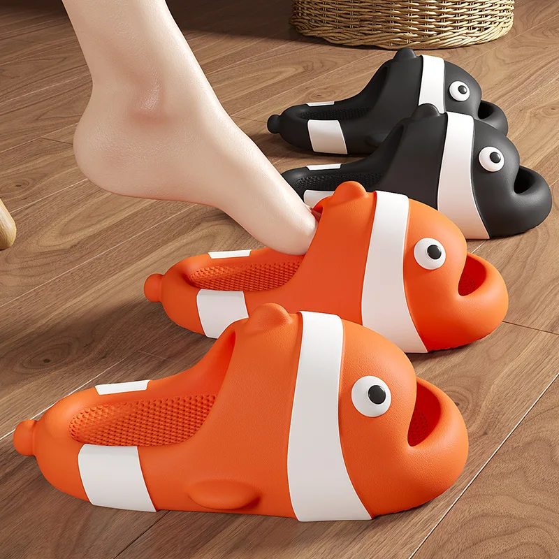 Clownfish Slippers Women\'s Outdoor Beach Shoes PVC Comfortable Fashion Shoes Cute 2024 Summer New Home Shoes