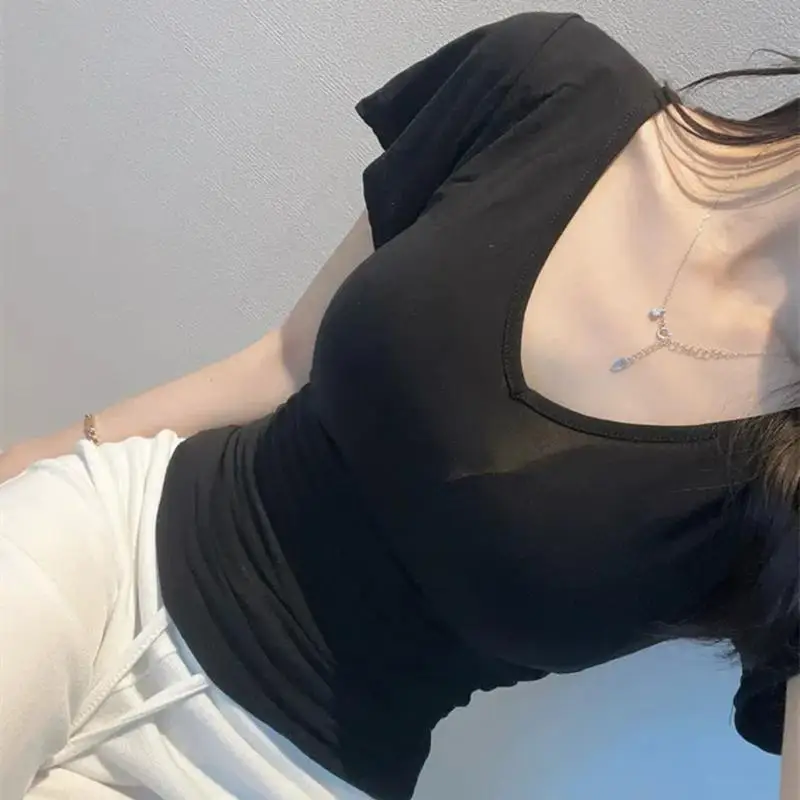 슬림핏 반팔 티셔츠 여성 여름 2025 신상 V넥 시스루 패션 한국 버전 면 혼방 니트 탑