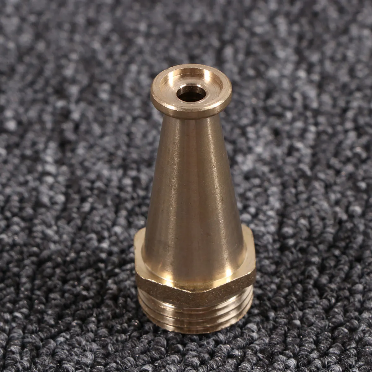 

Pure Copper 12 Inch High Pressure Nozzle for Cleaning Patios Sidewalk Driveways Gutters Solid Copper Nozzle