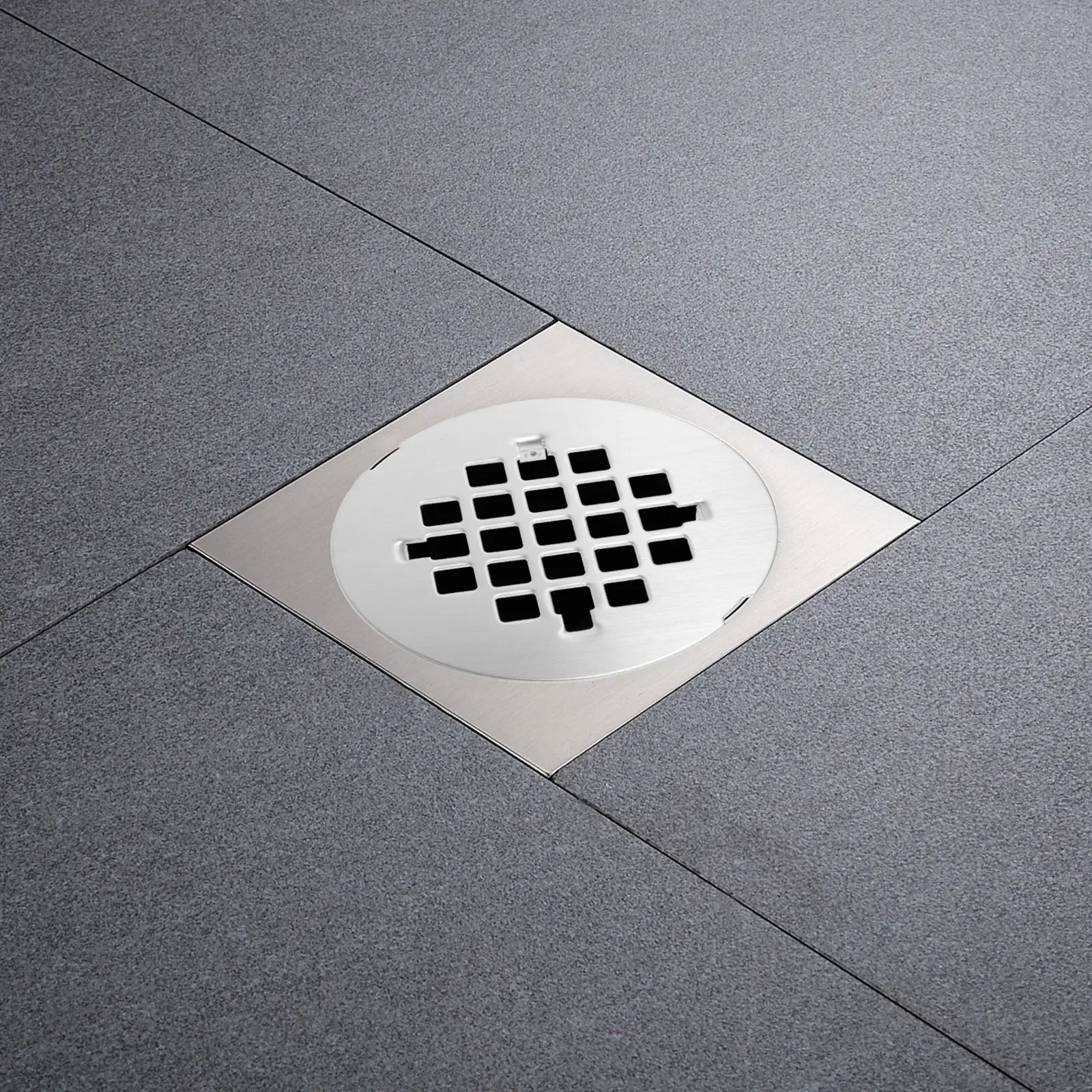 

Крышка для душевого слива из нержавеющей стали, круглая, с прецизионным сетчатым фильтром, предотвращает засоры, удерживает волосы и мусор, обеспечивает приток свежего воздуха