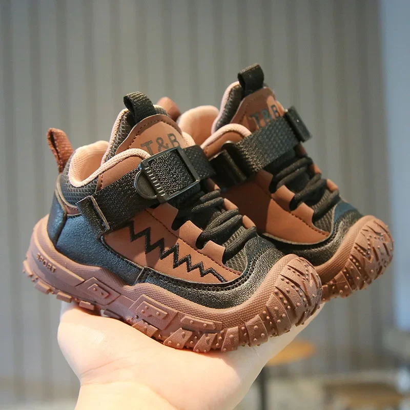 

Boys' Sneakers 2025 Autumn New Breathable Girls Soft Sole Non Slip Running Shoes Lightweight Comfortable Children's Casual Shoes