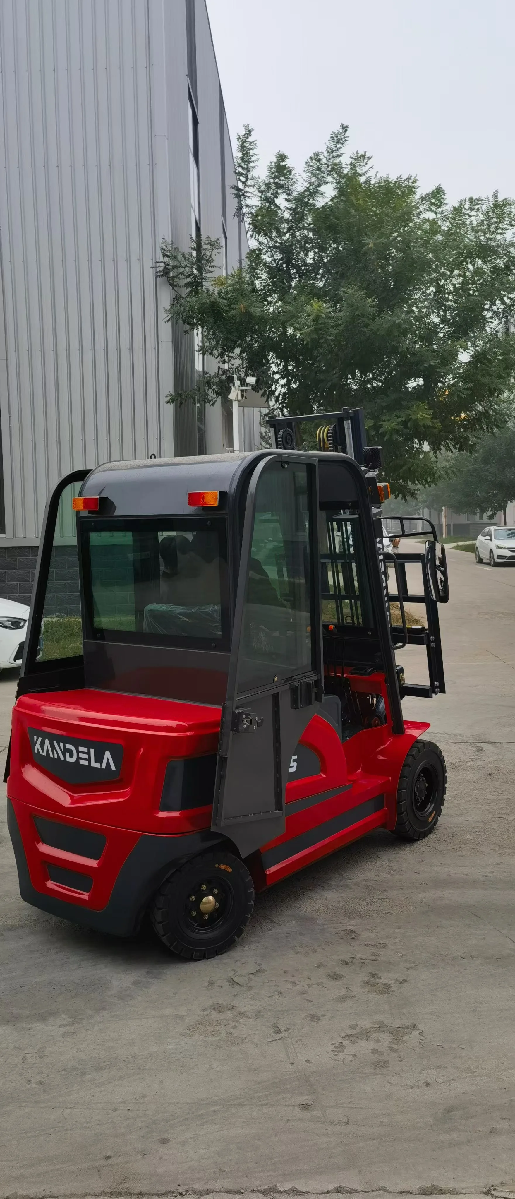 Compact Mini Telescopic 1 Ton  1.5 Ton Lightweight Electric Stacker for Retail Forklift