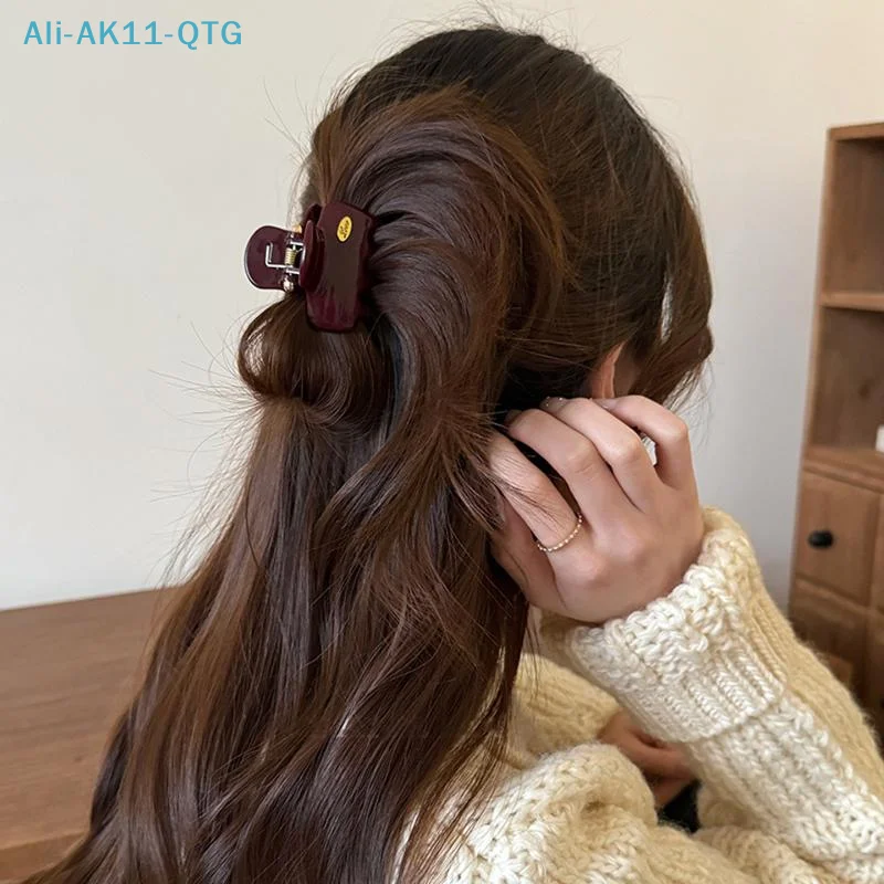 *French Gold Label Acetate Hair Claw For Women Elegant Medium Size Hair Clips Shark Clip Exquisite Hairs Accessories Head Wear