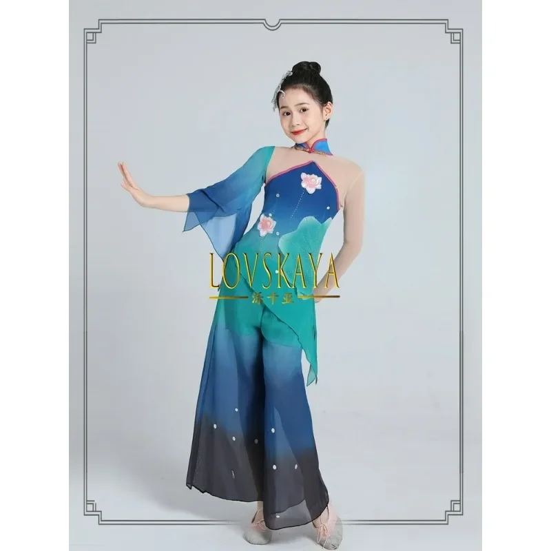 Classical performance costume female umbrella dance feathered spirit snake dance costume fan dance yangko costume