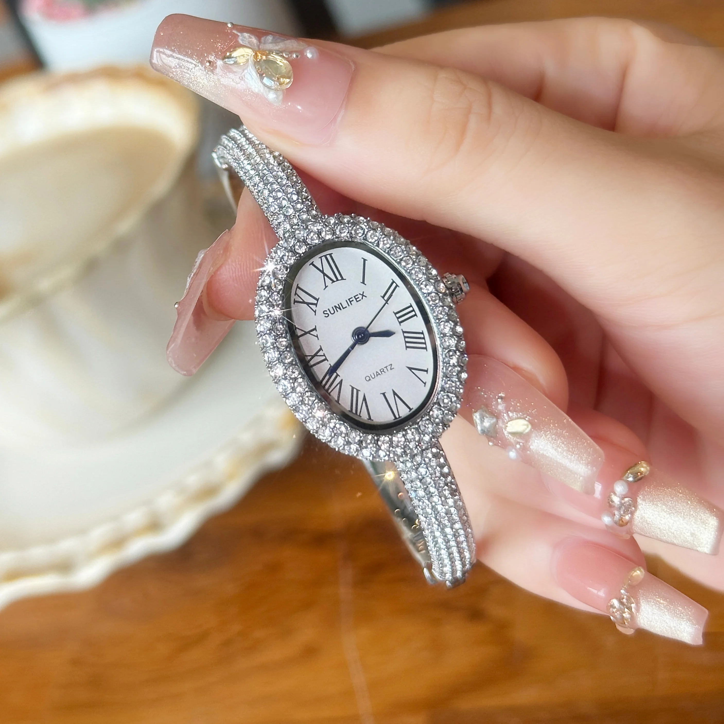 Luxury Crystal Oval Bangle Watch For Women Roman Numeral Dial Rhinestone Inlaid Elegant Waterproof Quartz Wristwatch Reloj Mujer