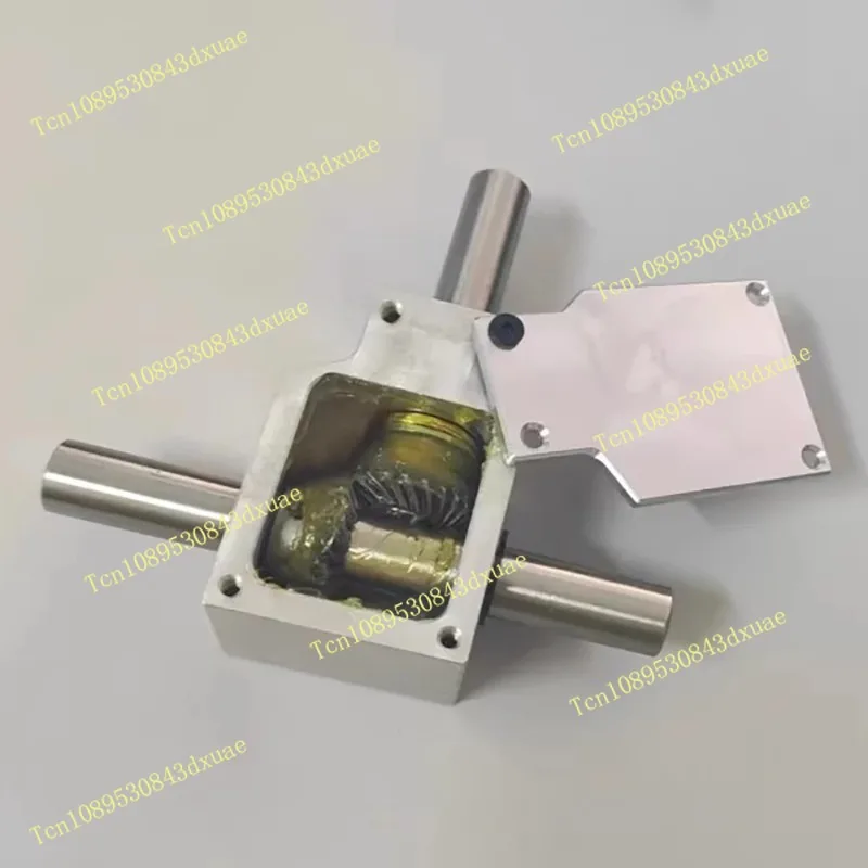 90 Degree Commutator Right Angle Transmission Reversing Helical Bevel Gearbox Reduction Ratio 1:1 Double Output Shaft 12MM