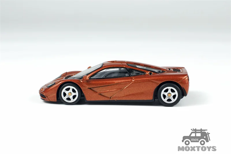 MINI GT 1:64 F1 Yquem braunes LHD-Druckguss-Modellauto