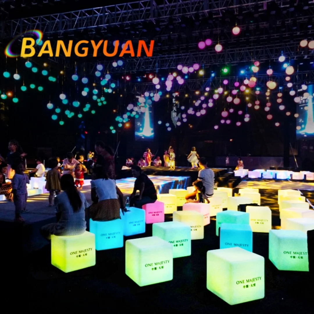 Customized Free Logo  Light LED Cube Night Light with Remote Control Led Cube Light  Cube Led Table Lamp Restaurant Sourcing