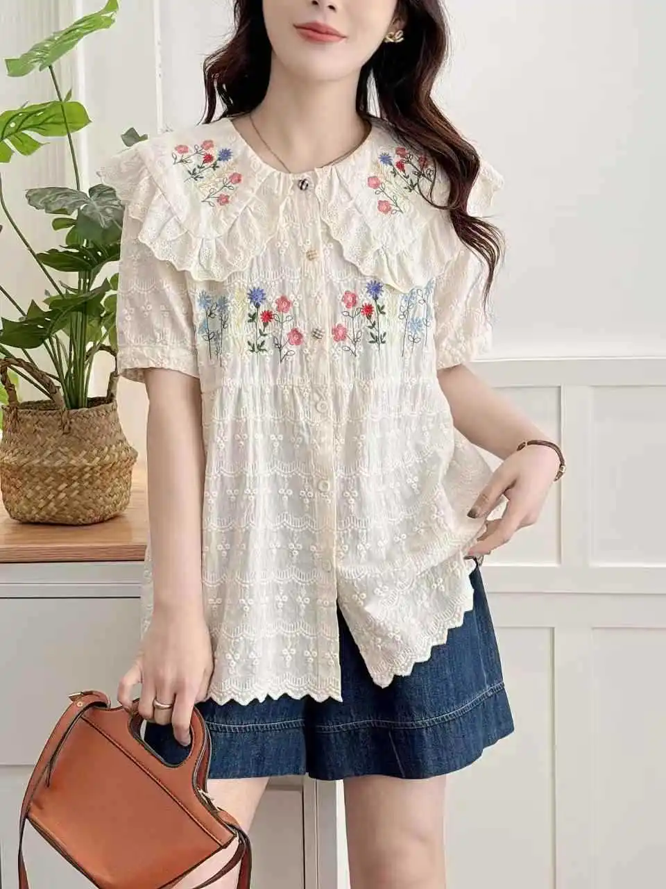 2025 Summer New Japanese Sweet Mori Girl Lace Flower Embroidery Patchwork Shirts Women Peter Pan Collar Short Sleeve Blouse Tops
