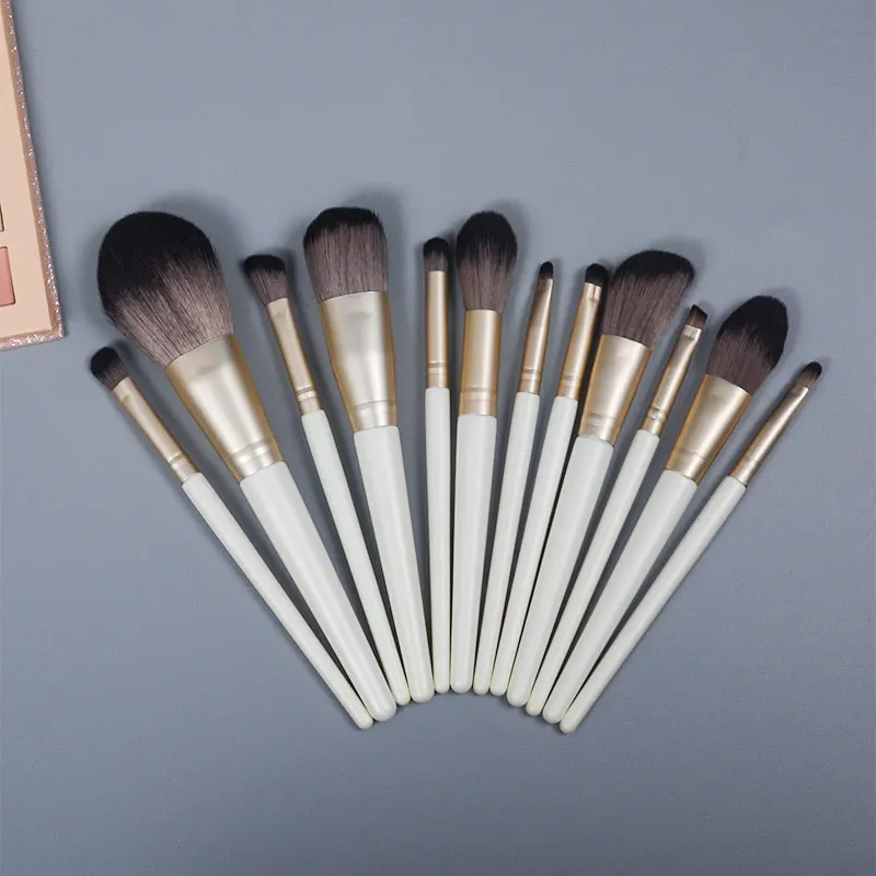 

12 PCS Soft Fluffy Makeup Brushes Set Eye Shadow Foundation Women Cosmetic Powder Blending Beauty Make Up beauty Tools