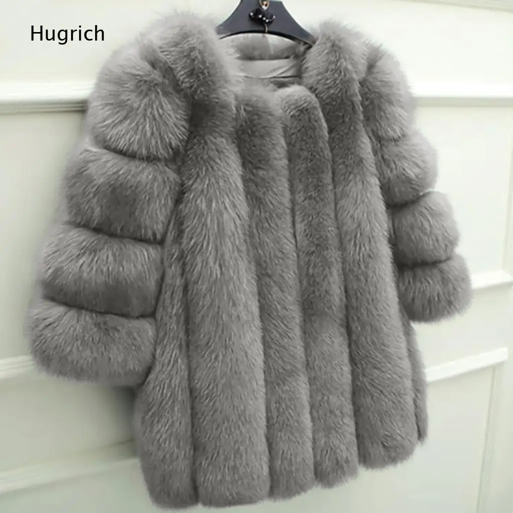 Trendy Women Round Neck Striped Faux Fur Coat Three Quarter Sleeve Loose Street Style Cold Weather Outerwear