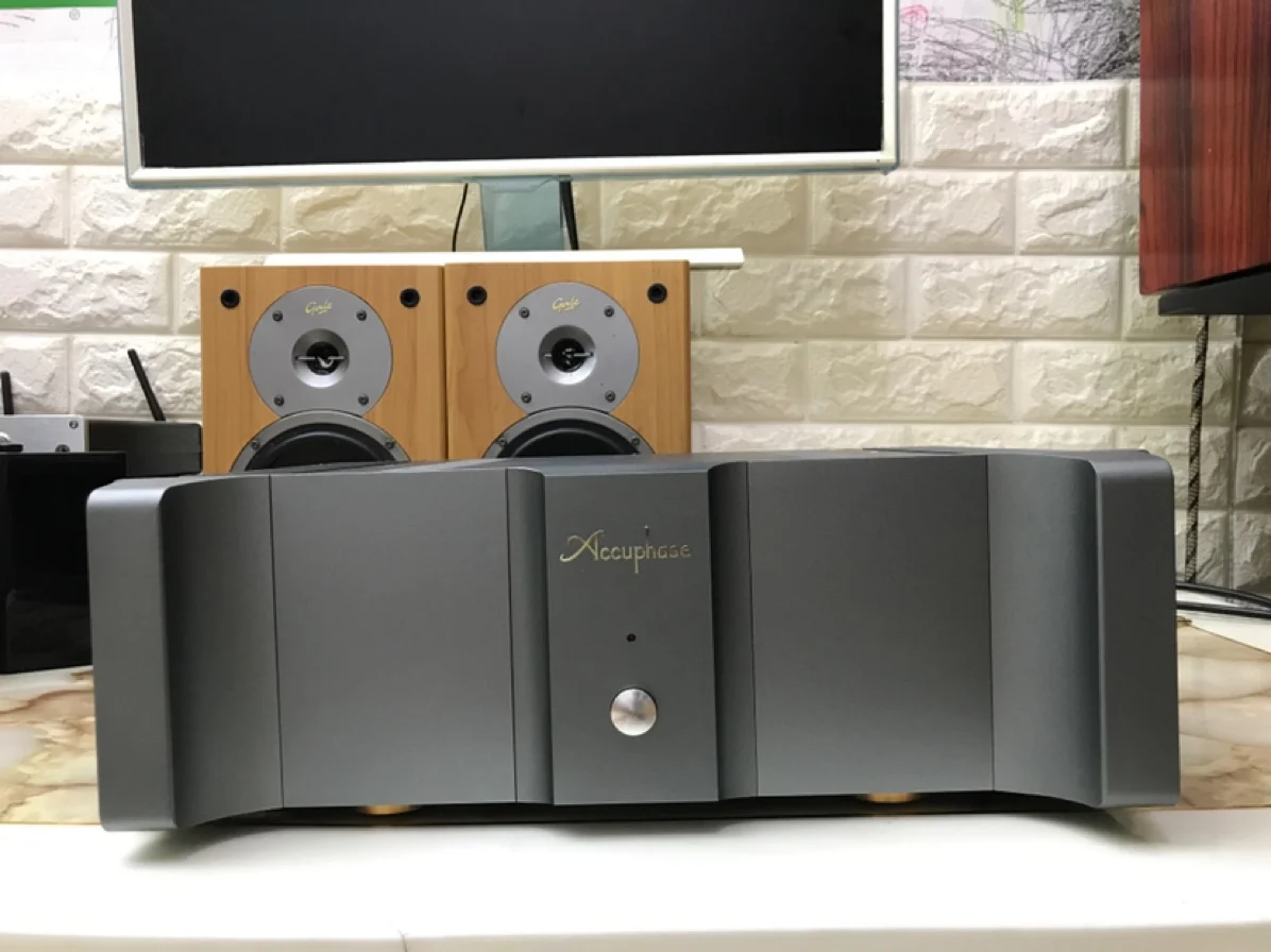 

Clone Japanese Accuphase Pure Post-stage Power Amplifier