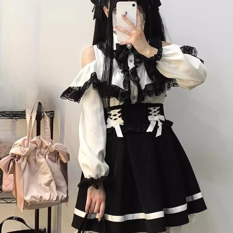 

Японский кавайный женский комплект из двух предметов в стиле Лолиты Y2K, милая кружевная блузка с открытыми плечами и длинными рукавами, элегантные милые юбки, повседневная эстетика