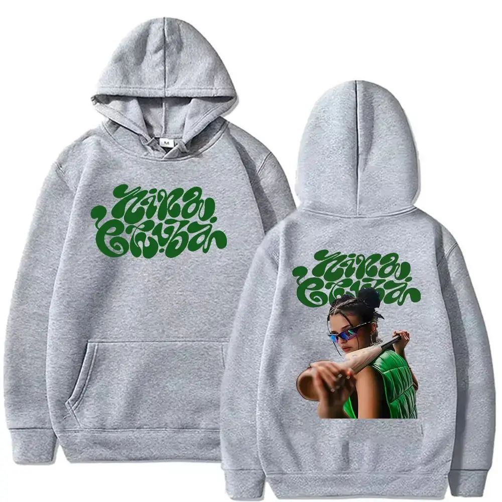 เสื้อฮู้ดแฟชั่นแขนยาวสไตล์ฮาราจูกุ ลายอัลบั้มทัวร์ของนีน่า ชูบา ปี 2025 เสื้อฮู้ดพิมพ์ลายสไตล์เรโทร ผ้าฟลีซทรงโอเวอร์ไซส์ แบบมีฮู้ด ใส่ได้ทั้งชายและหญิง