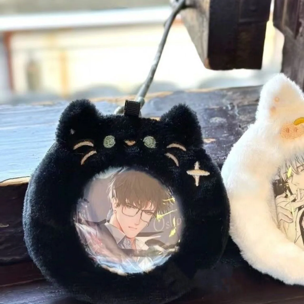 

1 Piece Plush Cartoon Badge Holder Kpop Anime Characters Round Brooch Protector Kawaii Coin Cash Storage Bag Student Supplies