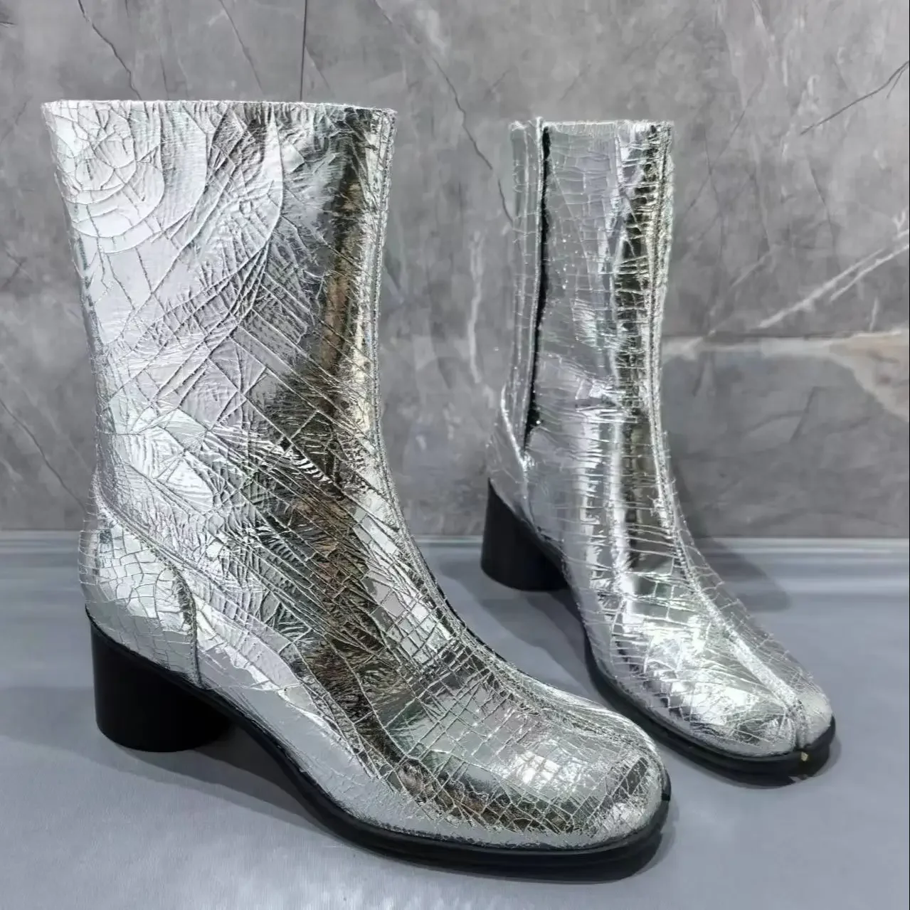 

Silver Leather Botas y Botines Para Mujer Round High Heels Slip On Mature Office Lady Shoes Tabi Split Toe Short Boots For Women