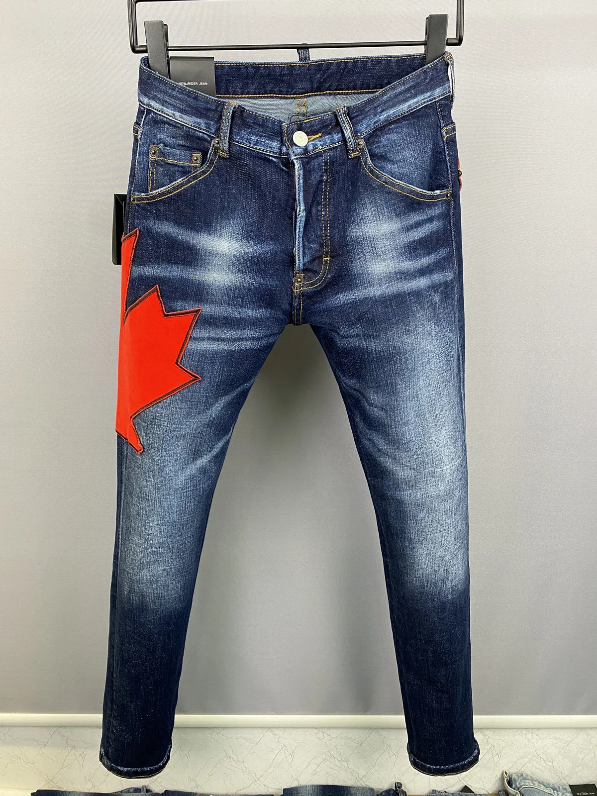 Hot Sales dsq Men Jeans cotton top quality Badge Printed d2 COOLGUY Long Pants jeans Zipper Multiple Pockets Hole Skinny wear