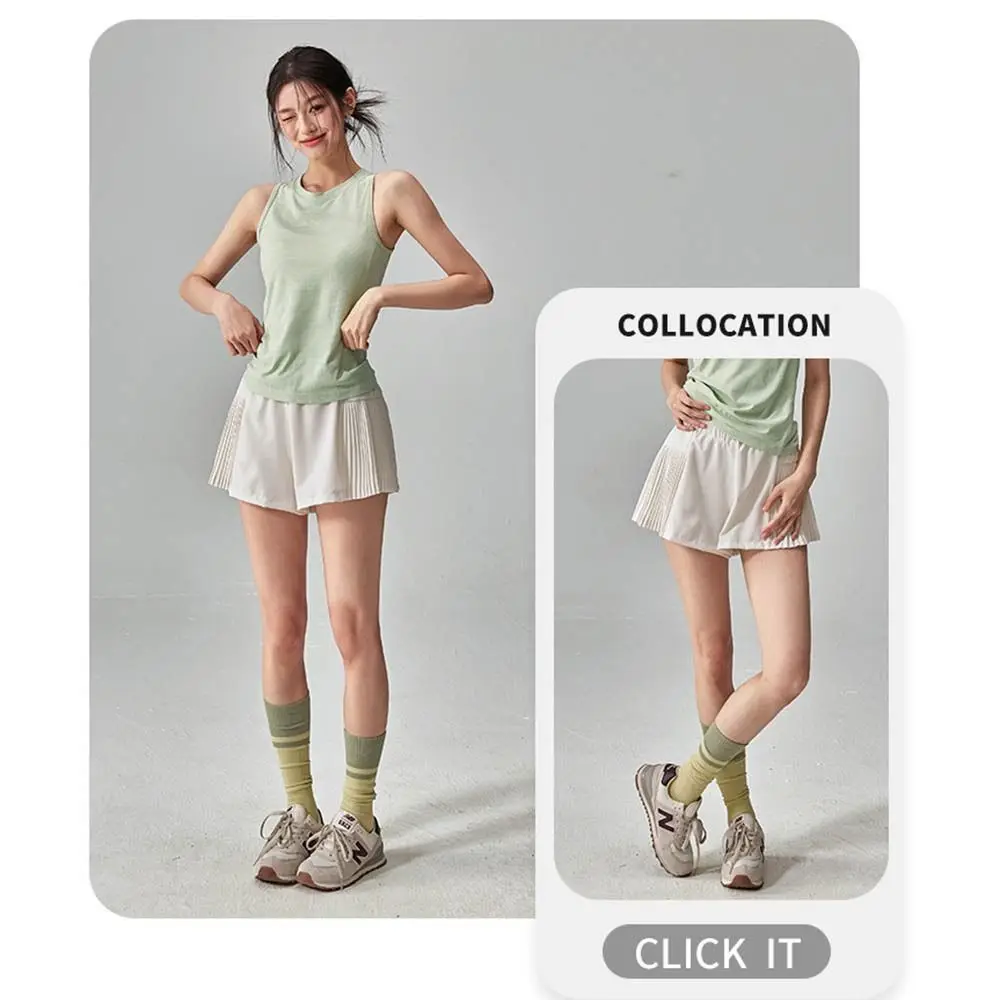 موضة بلا أكمام المرأة سترة يوجا تصميم نحيف قصيرة الأكمام تشغيل تي شيرت سريعة الجافة اللياقة البدنية سترة تدريب الصالة الرياضية التدريب