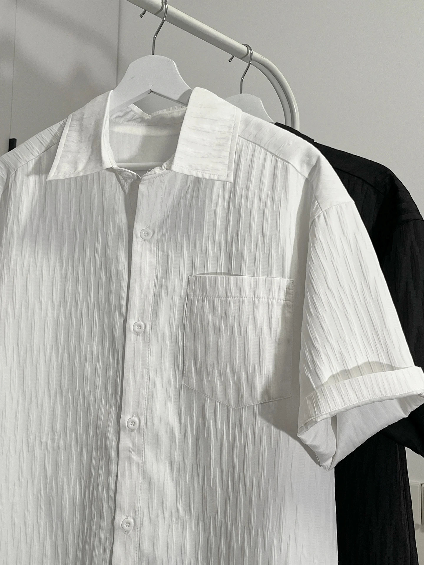 

Textured White ort Sve Men's irt Summer 2025 New Sle Haome High-End Ice Silk Thin Outerwear Polyester Fiber Cool ...