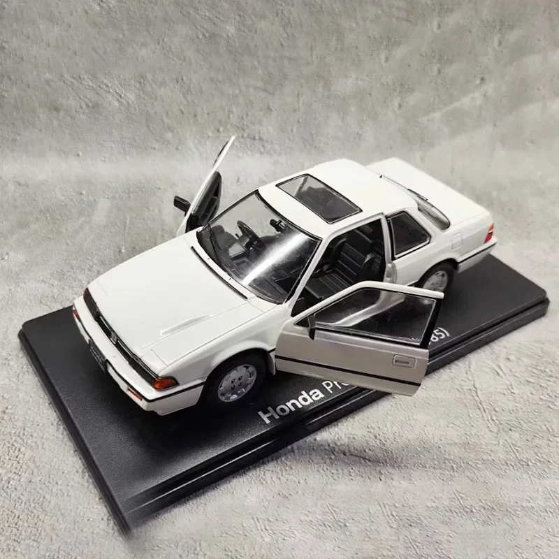 

IXO 1/24 Scale Honda Prelude 2.0Si 1985 Alloy Simulation Metal Car Model Collection Display Ornament Toy Gift