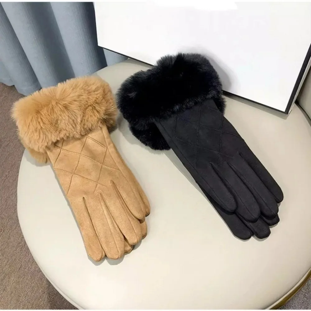 Elegant Winter Touch Screen Gloves Plaid Suede Fleece-lined Gloves Soft Windproof Cycling Mittens Keep Warm