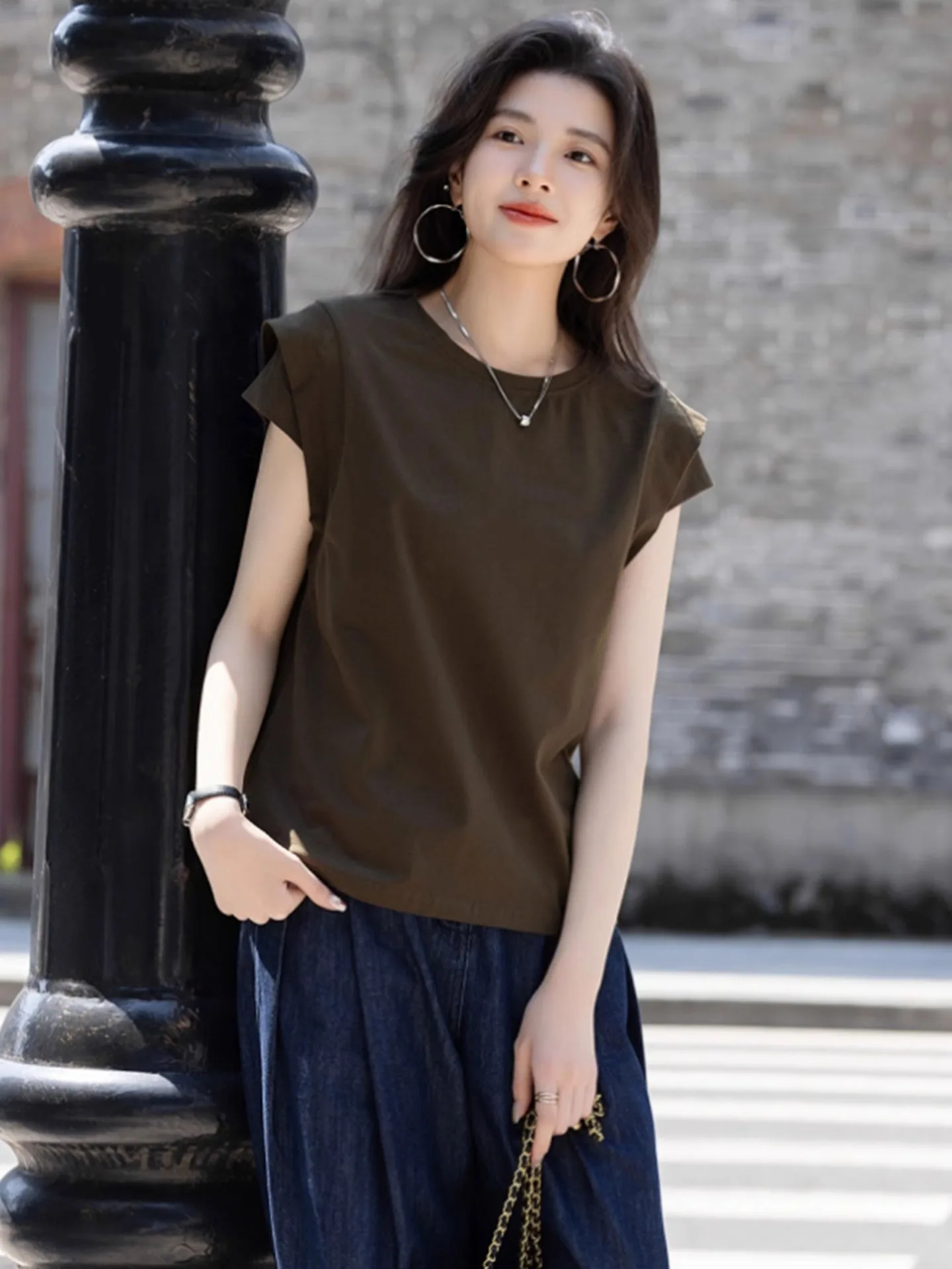 Ele puur katoenen T-shirt Koreaanse Sle ronde Ne ort Sve Base irt Faionable Design Pendelen Sle zomertop