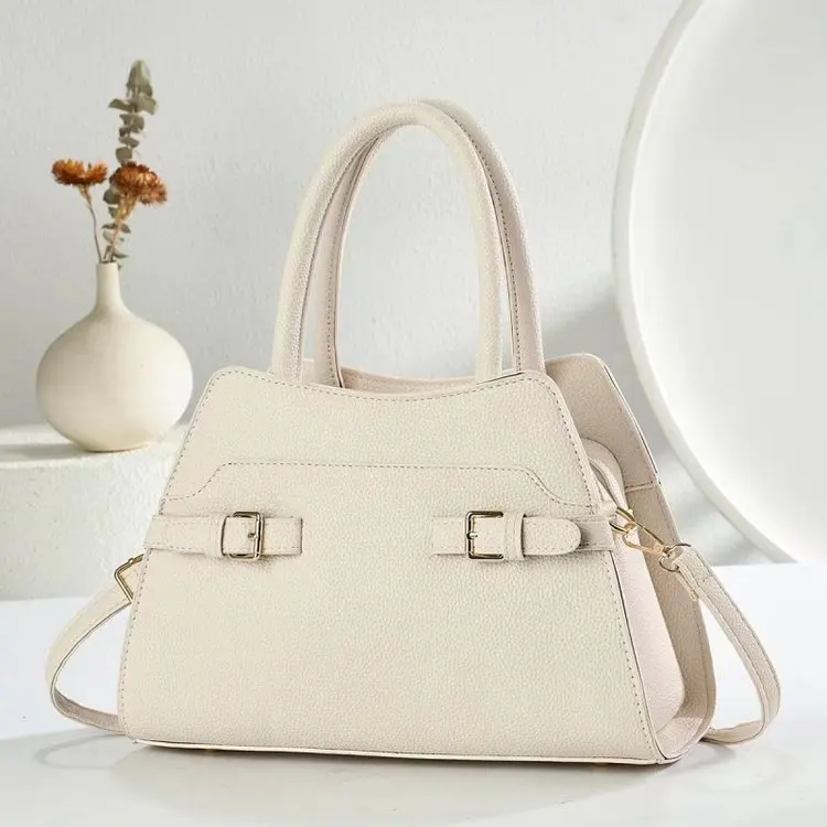 

2026 New Fashion Retro Niche Design Simple Small Square Bag Casual High Sense Trend Portable Messenger Bag