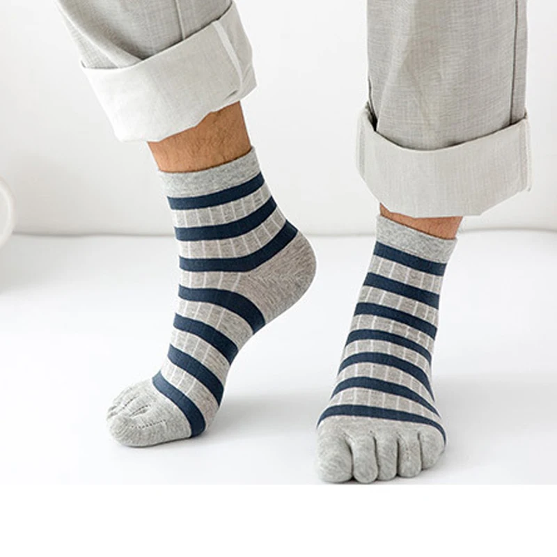 5 Pairs Man Socks Toe Business Striped Cotton Casual Breathable Sweat-Absorbing Party Dress Short 5 Finger Socks 4 Seasons